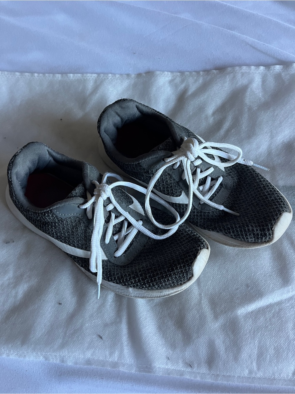 New Balance Black and White Athletic Sneakers – Lightweight Knit Running Shoes